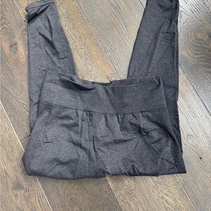 Butt Lifting Dark Gray Leggings